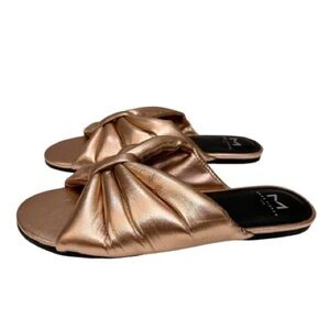 Marc Fisher NWOT Rose Gold Puff Sandal